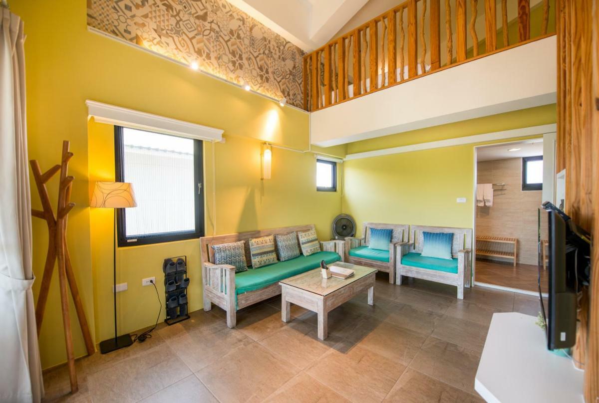 Outline B&B Xiaoliuqiu Luaran gambar