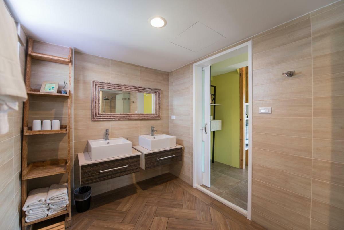 Outline B&B Xiaoliuqiu Luaran gambar
