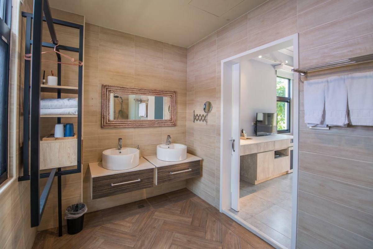Outline B&B Xiaoliuqiu Luaran gambar