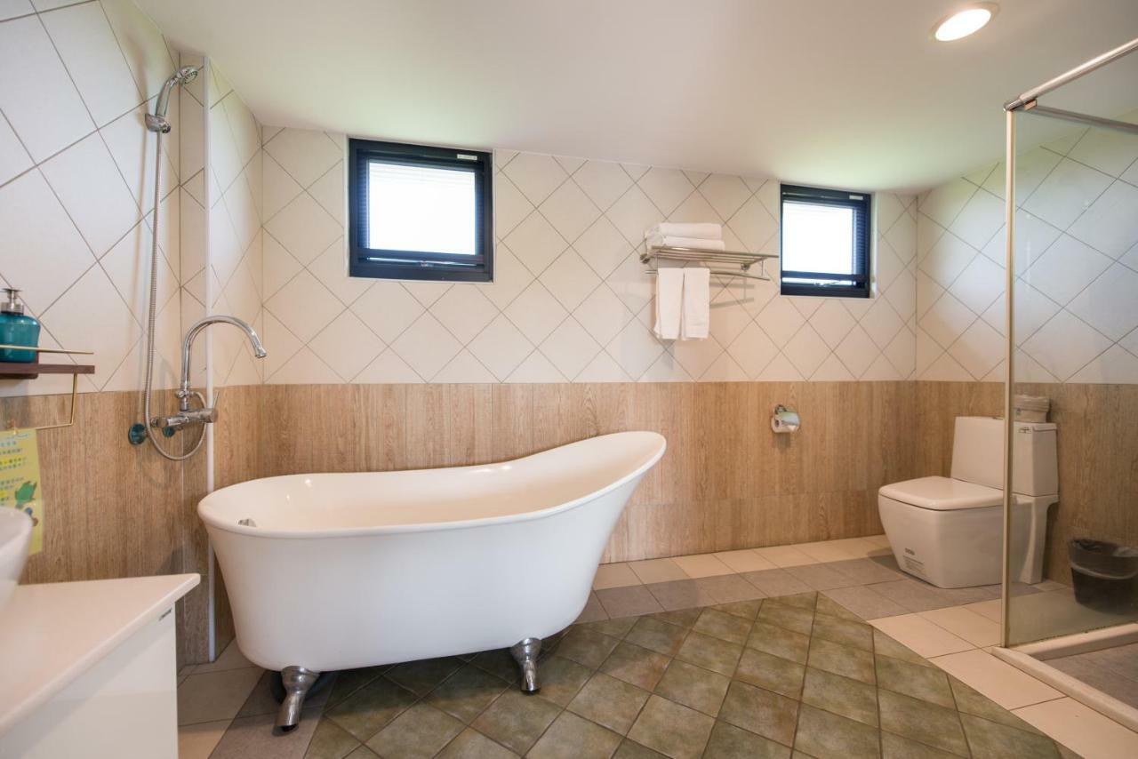Outline B&B Xiaoliuqiu Luaran gambar
